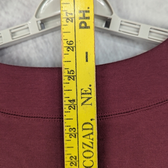 Quacker Factory 1X Rhinestone Studded Grommets Burgundy - Picture 10 of 11